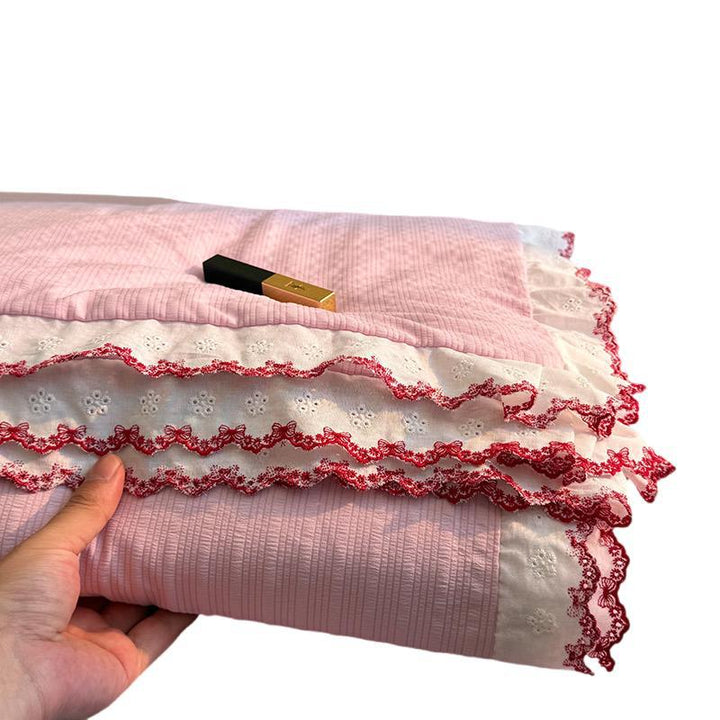 Women's bedspread with elegant lace embellishments and fine cotton surface Kalsten