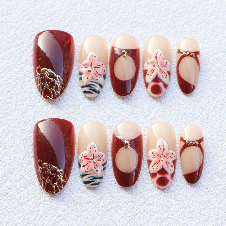 Decorative Nail Art Press-On Set