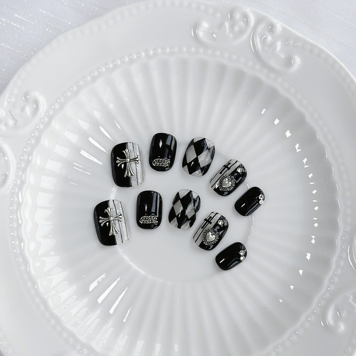 Artistic Press-On Nail Set with Gothic Motifs