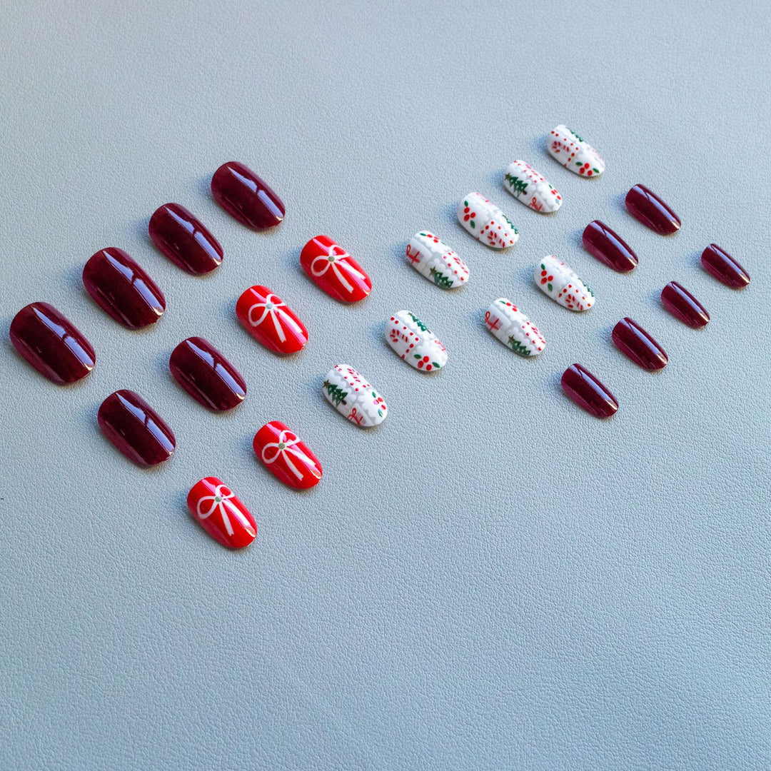 Artistic Holiday-Themed Nail Art Kit