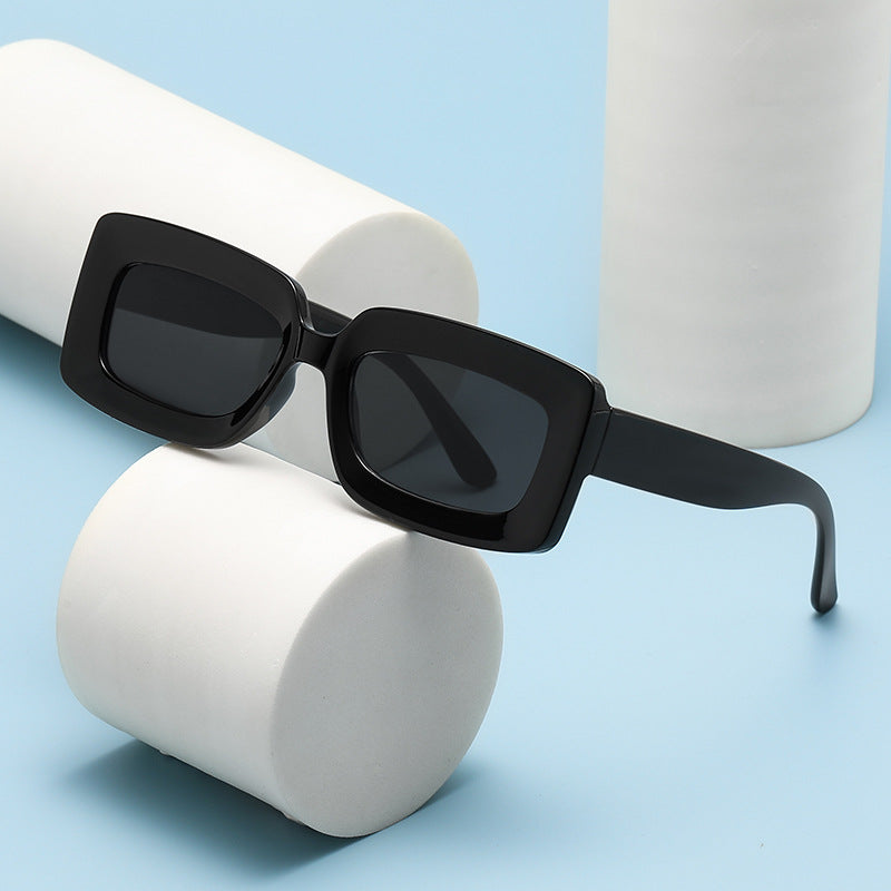 Women trendy square sunglasses with elegant plastic frame Kalsten