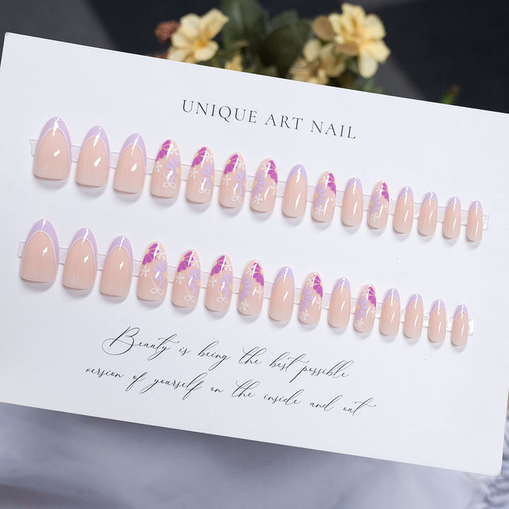Elegant Articulated Press-On Nail Set