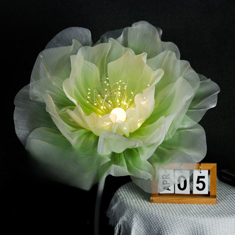 Decorative LED Flower Lamp