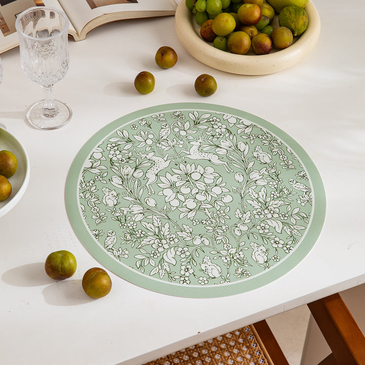 Round decorative rug with floral animal illustration and fine jacquard structure Kalsten