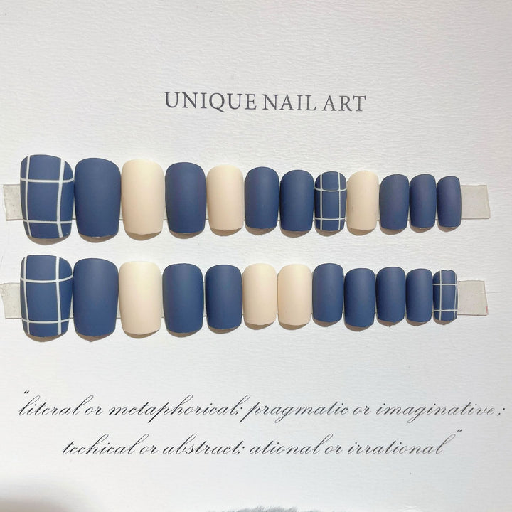 Stylish Matte Press-On Nail Set
