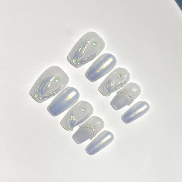 Artistic Decorative Press-On Nail Set
