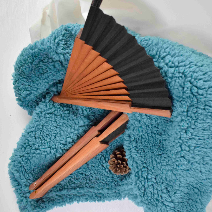 Ladies elegant hand fan made of eco-friendly paper Kalsten