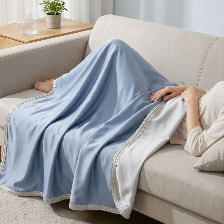 Ladies Premium Travel Blanket with Practical Carry Strap Kalsten