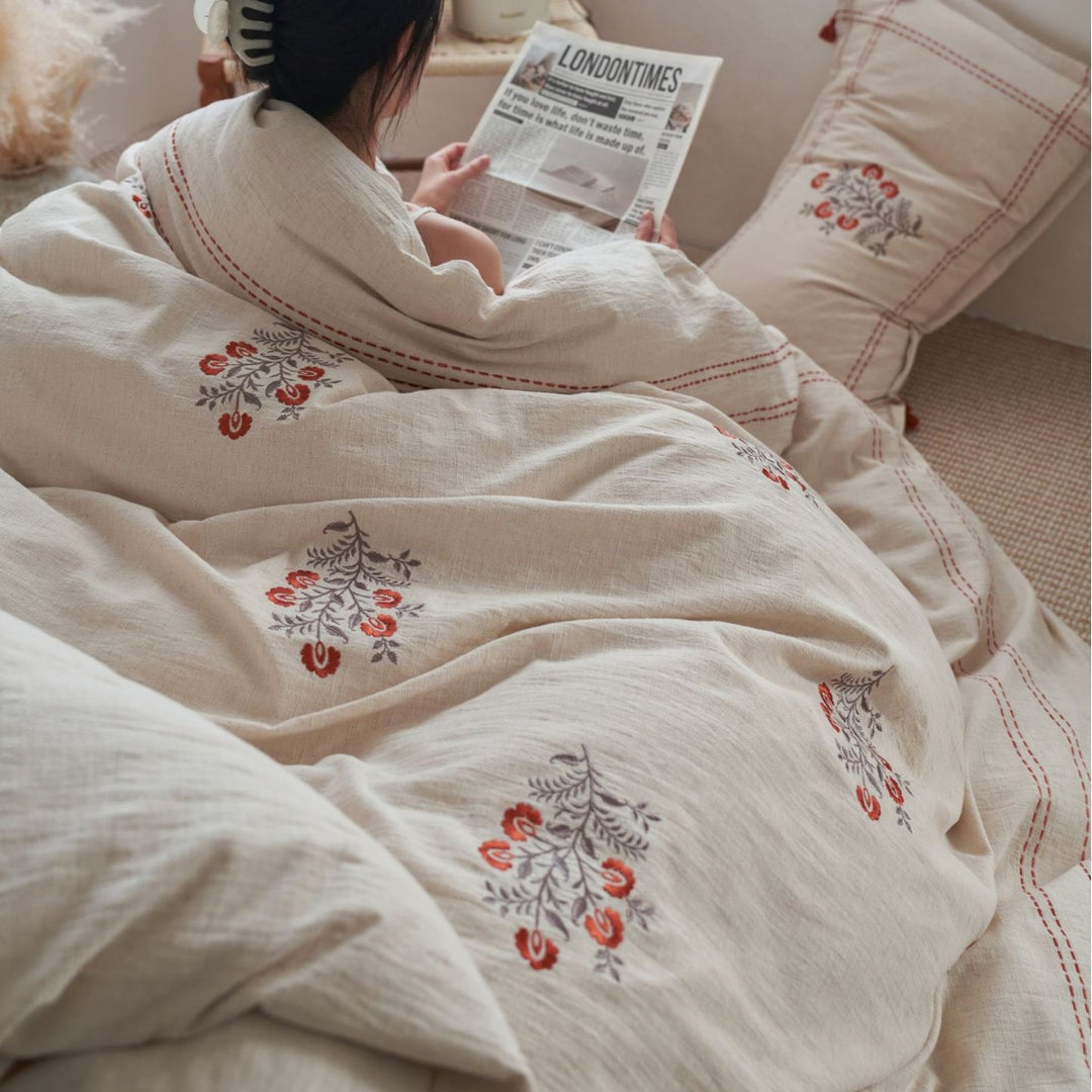 Embroidered bedding set