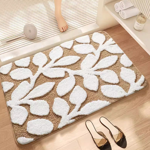Plush Leaf-Pattern Bath Mat