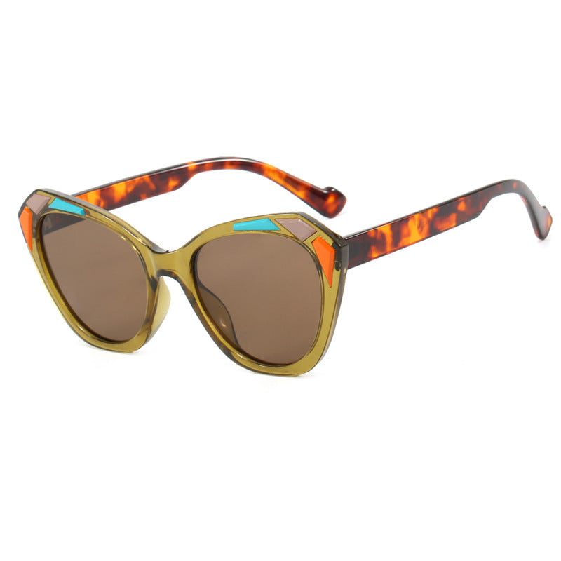Ladies Cat Eye Sunglasses with Fashionable Details Kalsten