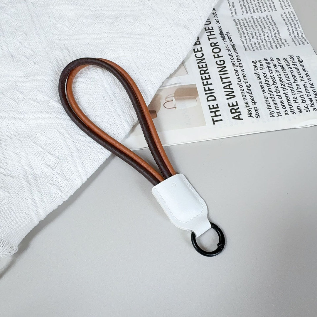 Premium Leather Keychain Holder Kalsten