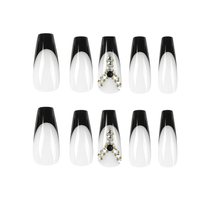 Artful Nail Extensions with Glitter and Ombre Details Kalsten