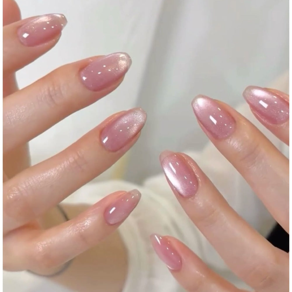 Glittering and Elegant Artificial Nails Kalsten