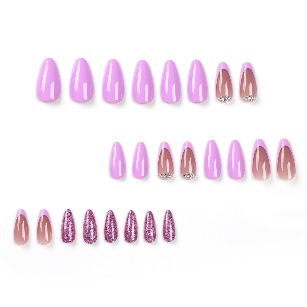 Artful Nail Art with Glitter and Ombre Effects Kalsten