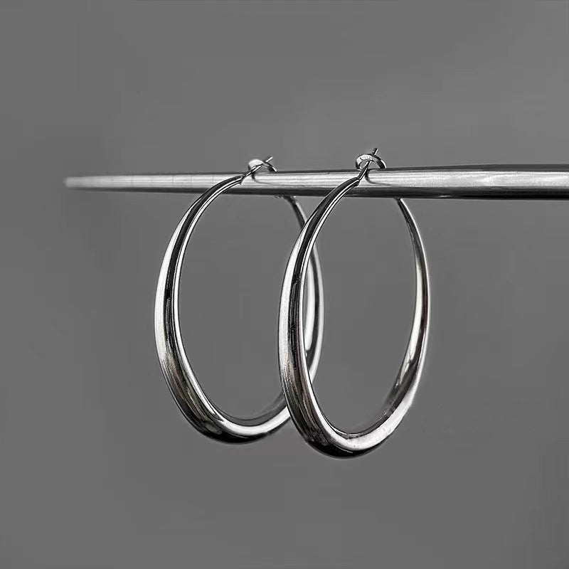 Elegant and Timeless Earrings Kalsten