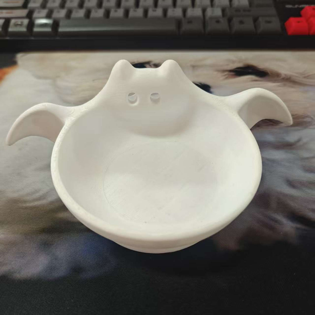Decorative bowl in bat shape