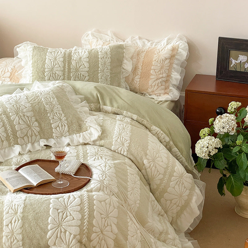Teddy plush bedding set with ruffle, embroidered floral relief and Sherpa inner side