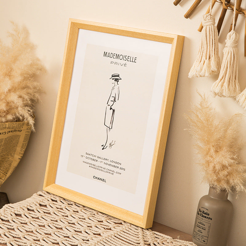 Vintage-Inspired Wooden Art Frame