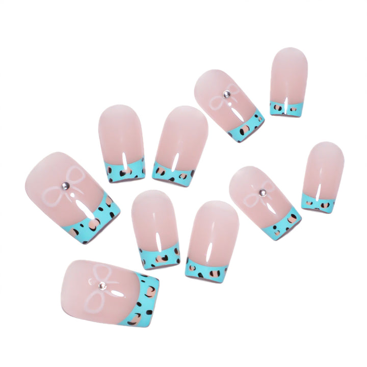 Artistic Accent Nails Kalsten