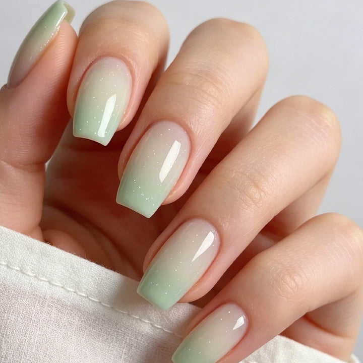 Artificial nails with glitter gradient effect Kalsten