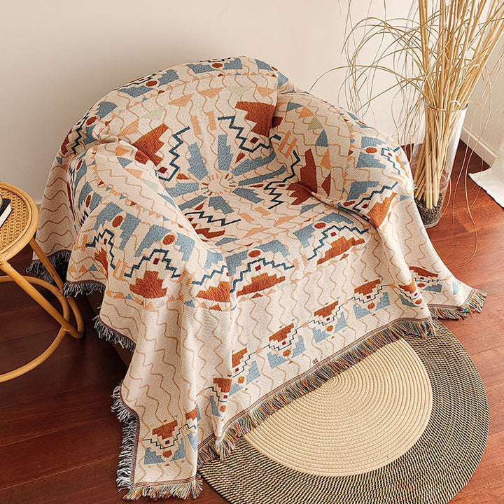Graphic Jacquard Woven Fringe Throw Blanket With Cartoon Pop-Art Pattern