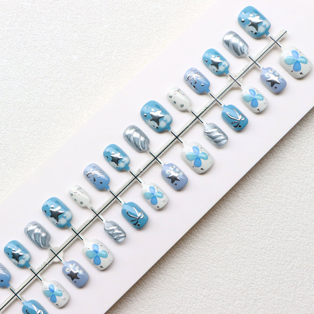 Artistic Star and Bow Press-On Nail Set Kalsten