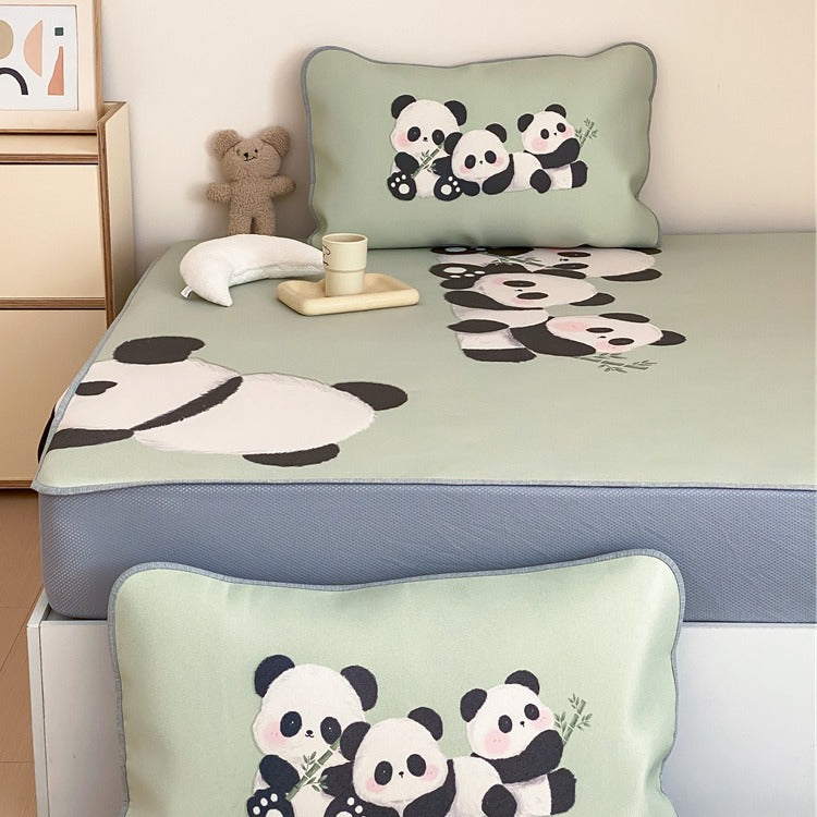 Kids bedding set with monster print, fitted sheet and decorative cushion made of soft microfiber