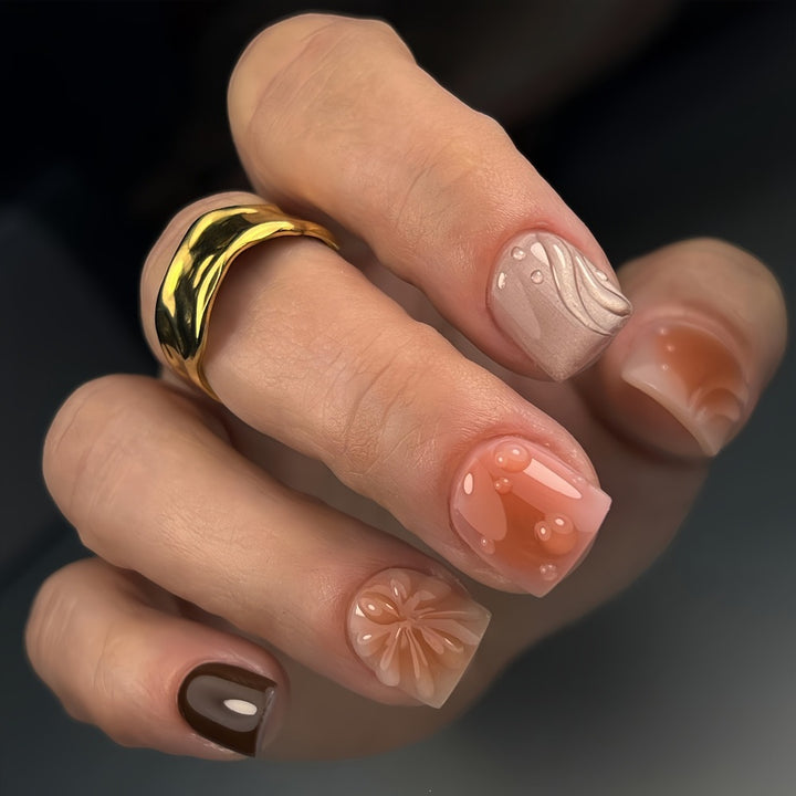 Elegant artificial nails in Boho style Kalsten
