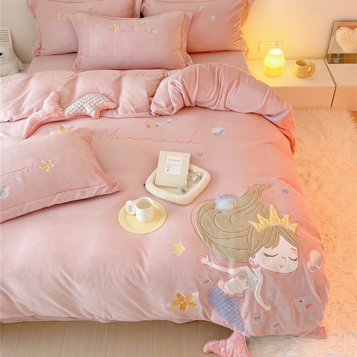 Children's bedding set with appliquéd ballerina bunny, soft microfiber and decorative pillow