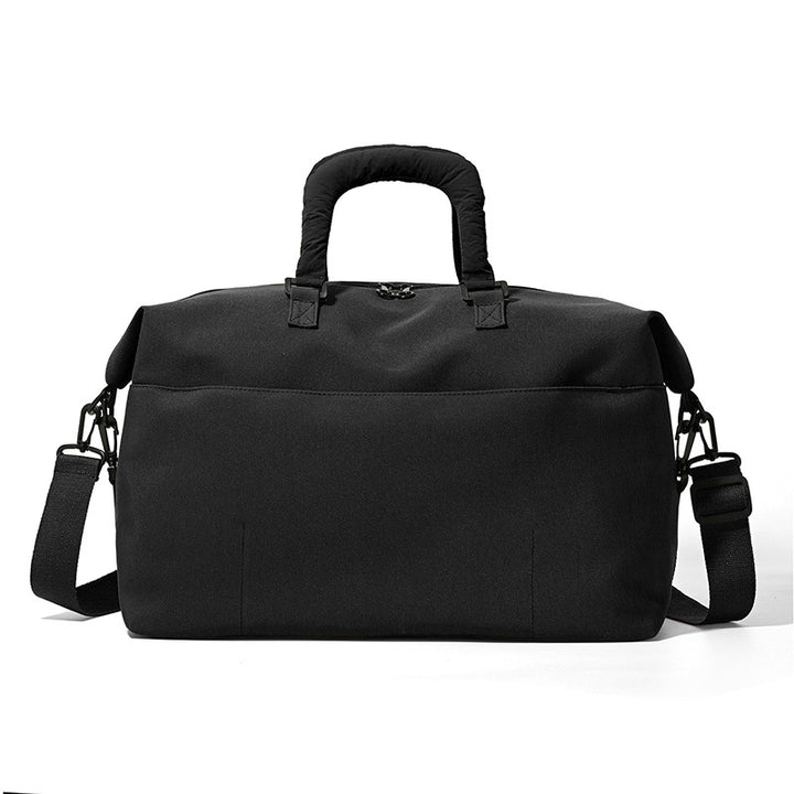 sporty travel bag with durable design Kalsten