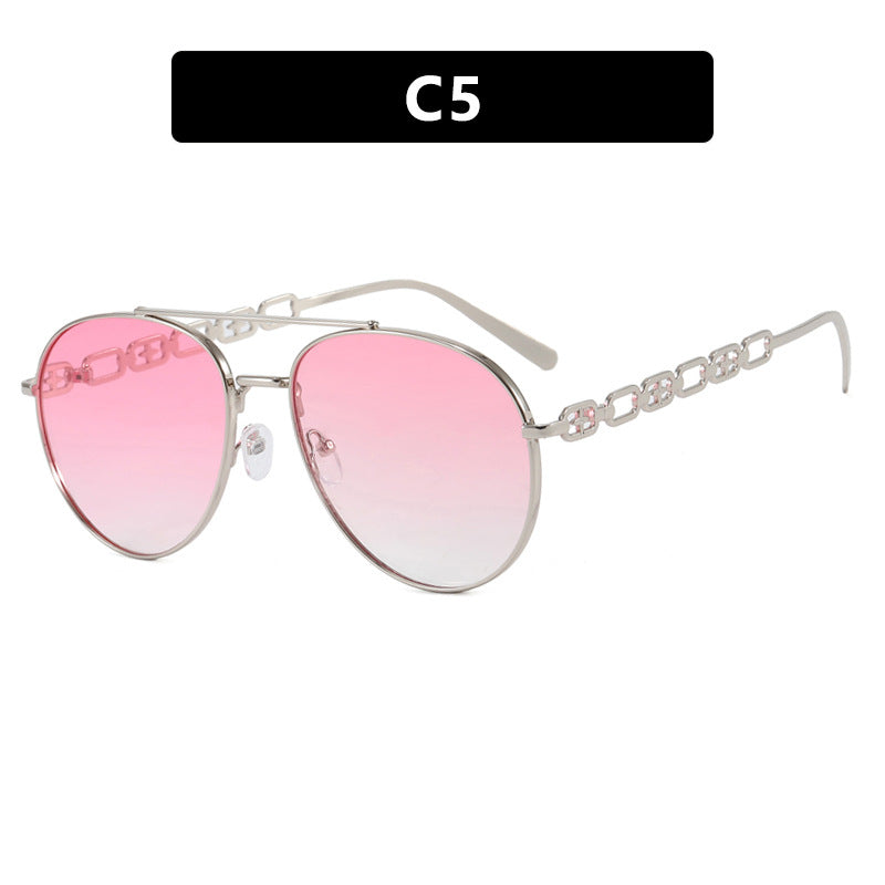 Women's striking sunglasses with luxurious chain detail and polarized lenses Kalsten