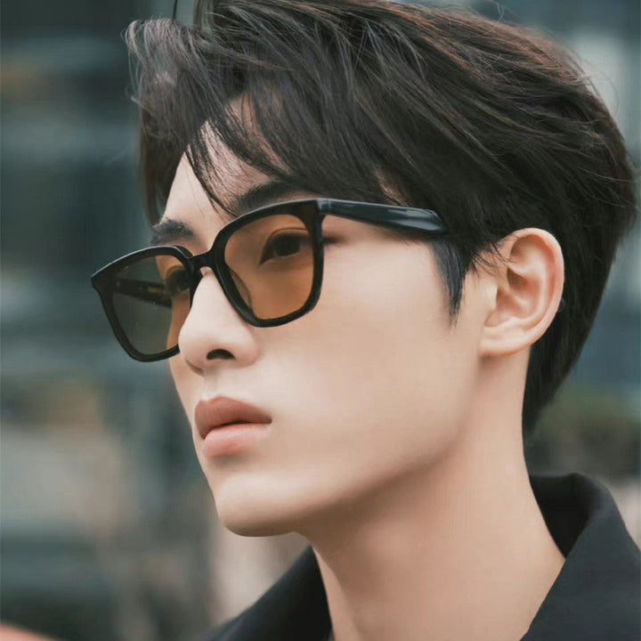 Ladies Cat-Eye Design Sunglasses with protective UV filter Kalsten