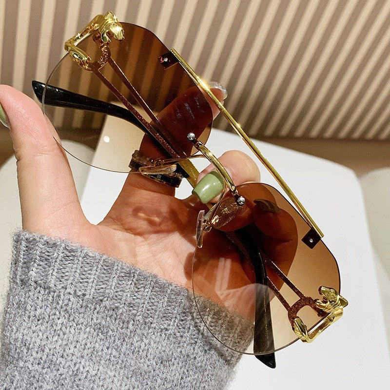 Women Designer Sunglasses with Unique Animal Accent Kalsten