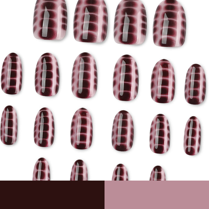 Artful nail art with snake motif Kalsten
