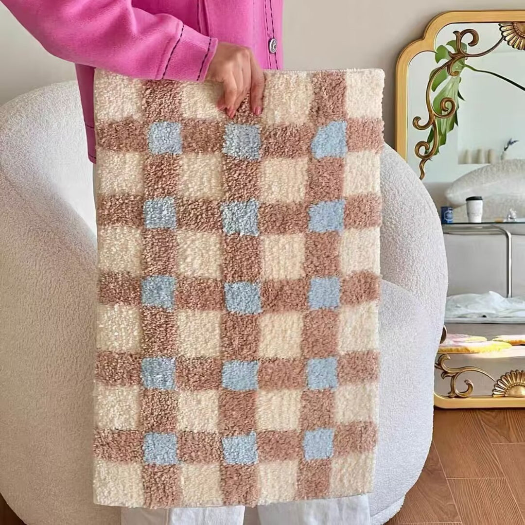 Cozy Checkered Shaggy Bath Mat Kalsten