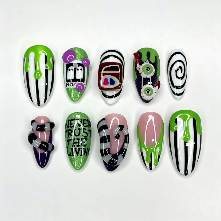 Halloween-Themed Press-On Nail Set with Spooky Designs