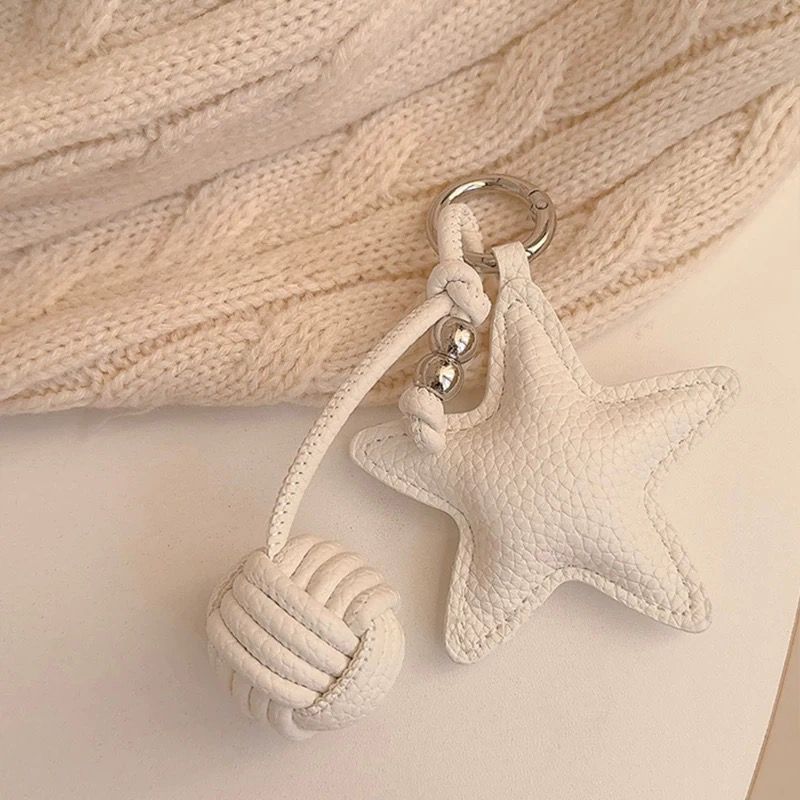 Decorative Star Shaped Leather Keychain Kalsten