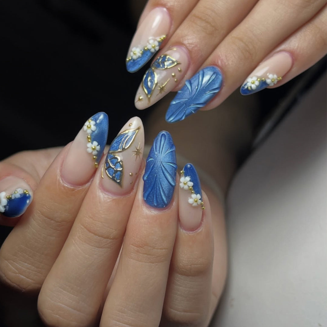 Elegant 3D Floral Nail Art Extensions Kalsten
