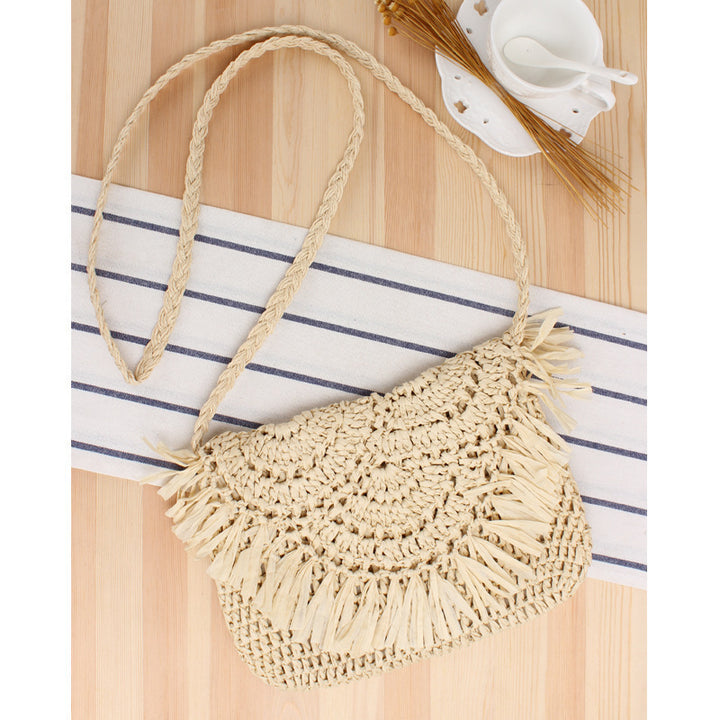 Handcrafted macrame shoulder bag with fringed design Kalsten