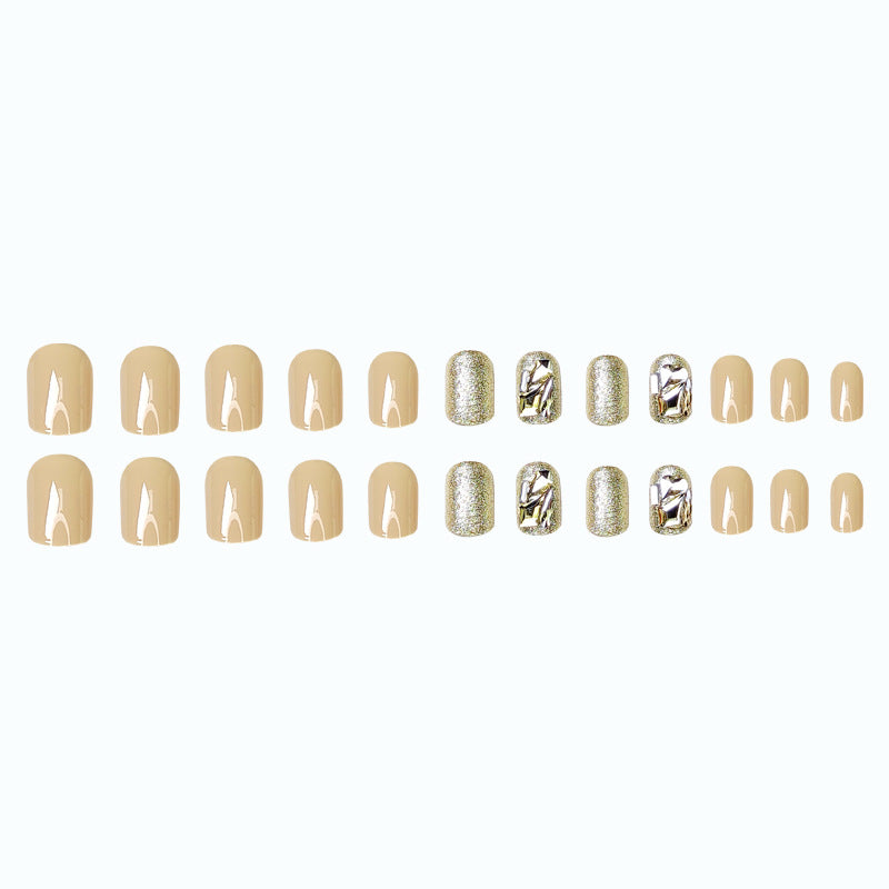Artful nail art with glitter accents Kalsten