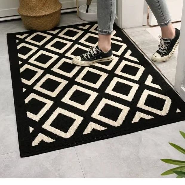 Geometric Pattern Area Rug Kalsten
