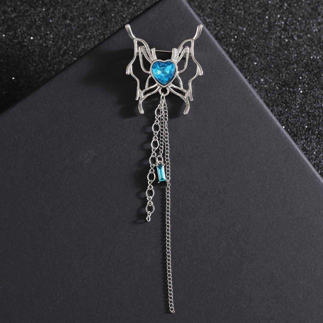 Elegant brooch with flower and chain motif Kalsten