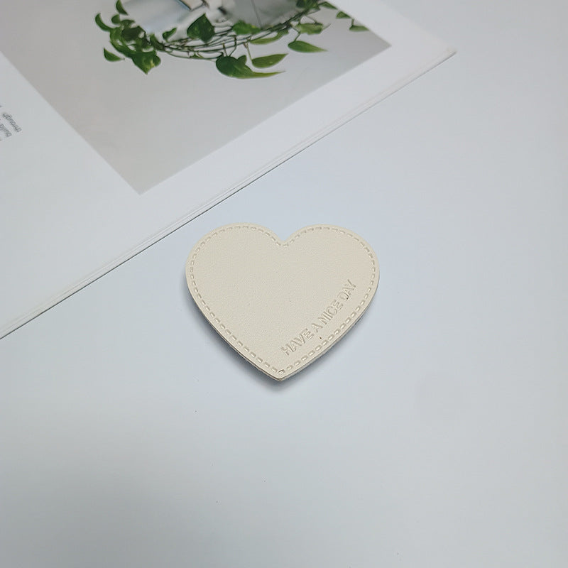 Heart-Shaped Phone Grip Kalsten