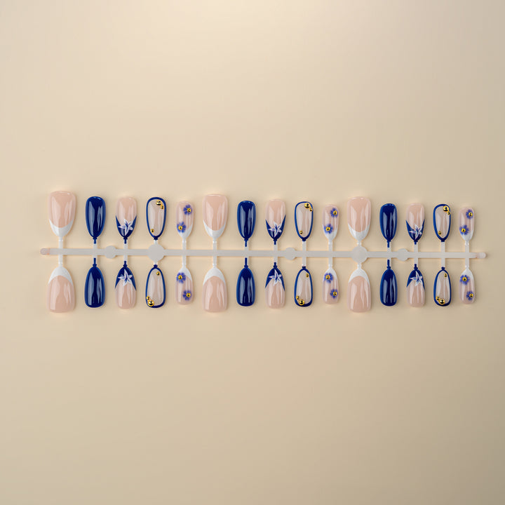 Floral Accent Press-On Nail Set Kalsten