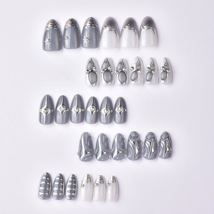 Artistic Press-On Nail Set with Metallic Accents Kalsten