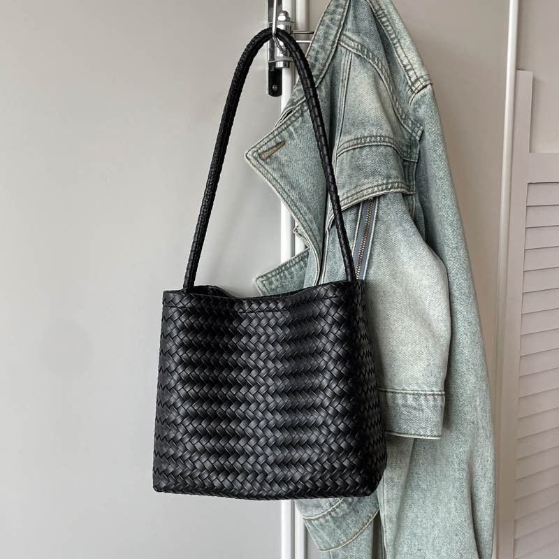 Handcrafted ven Leather Tote Kalsten