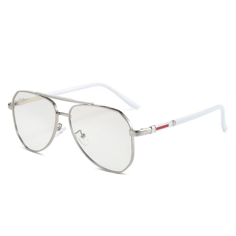 Women's designer sunglasses with oval frame and luxurious accents Kalsten