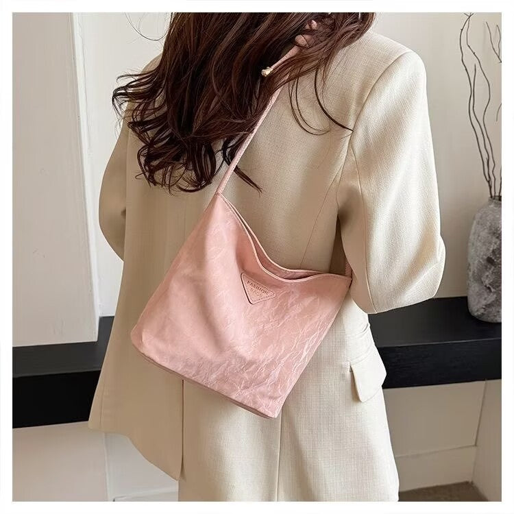 Modern Minimalist Bucket Bag