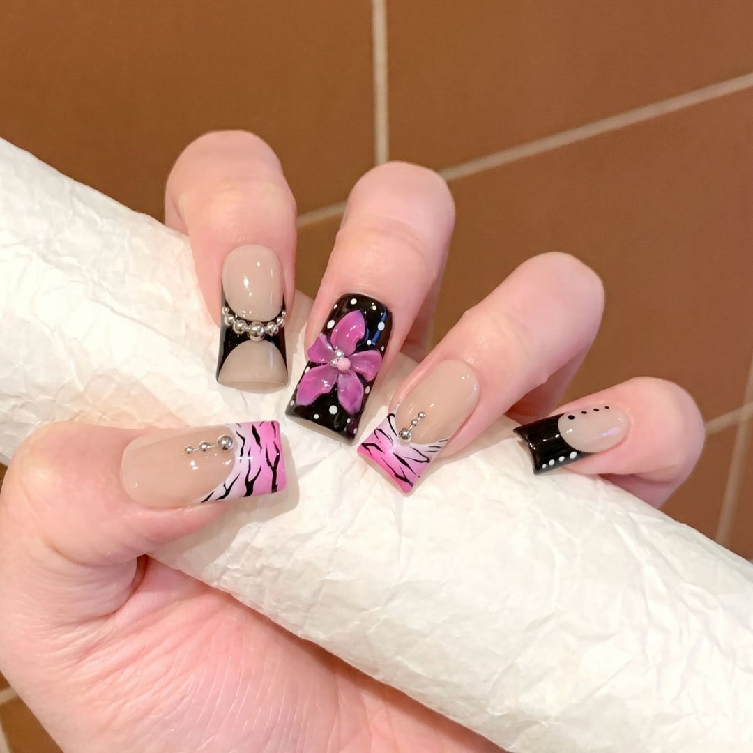 Decorative Press-On Nail Set with Floral and Striped Design Kalsten